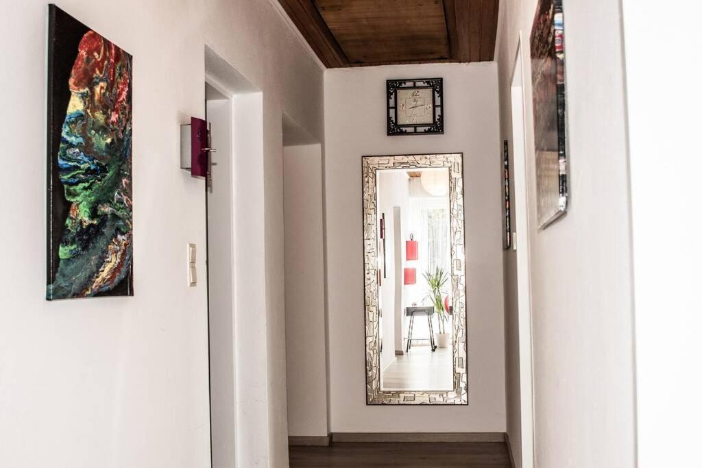 Apartment Pouringraz Fuer Kunst- Und Tennisliebhaber Esterno foto