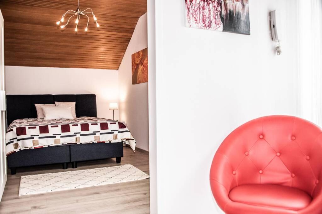 Apartment Pouringraz Fuer Kunst- Und Tennisliebhaber Esterno foto