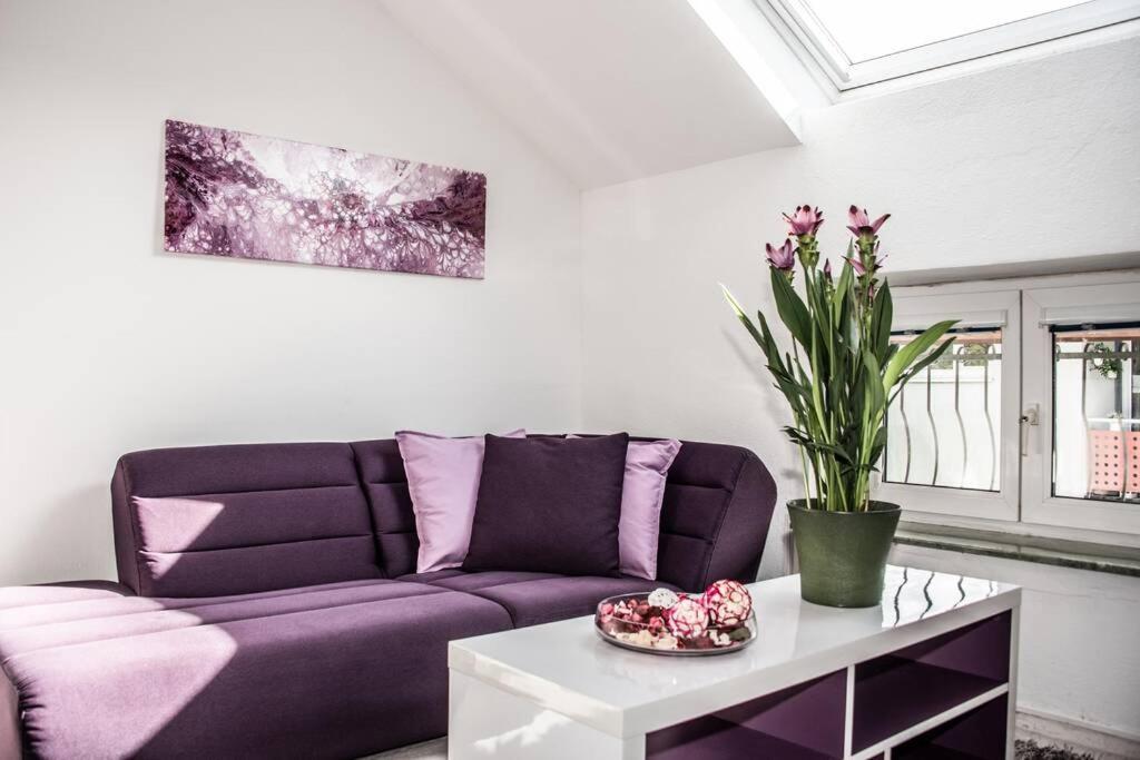 Apartment Pouringraz Fuer Kunst- Und Tennisliebhaber Esterno foto